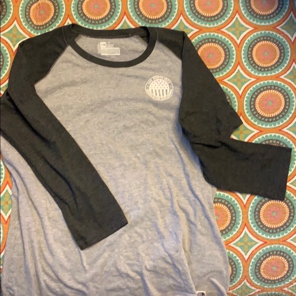 COPY - North face 3/4 length baseball tee
